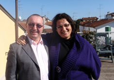 Frontali in compagnia della Dottoressa Monica Casadei, allieva del Professor Sadao Sato e collaboratrice del Professor Slavicek